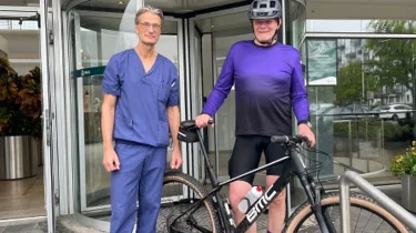 Morten Christensen og kirurg Thomas Rhode fra Aleris.