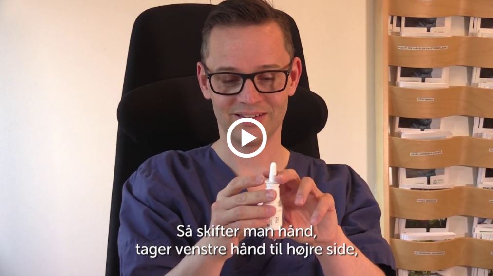 Guide til, hvordan man bruger en næsespray.